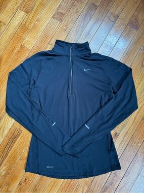 Nike Women’s Black Dri-FIT Quarter-Zip Pullover